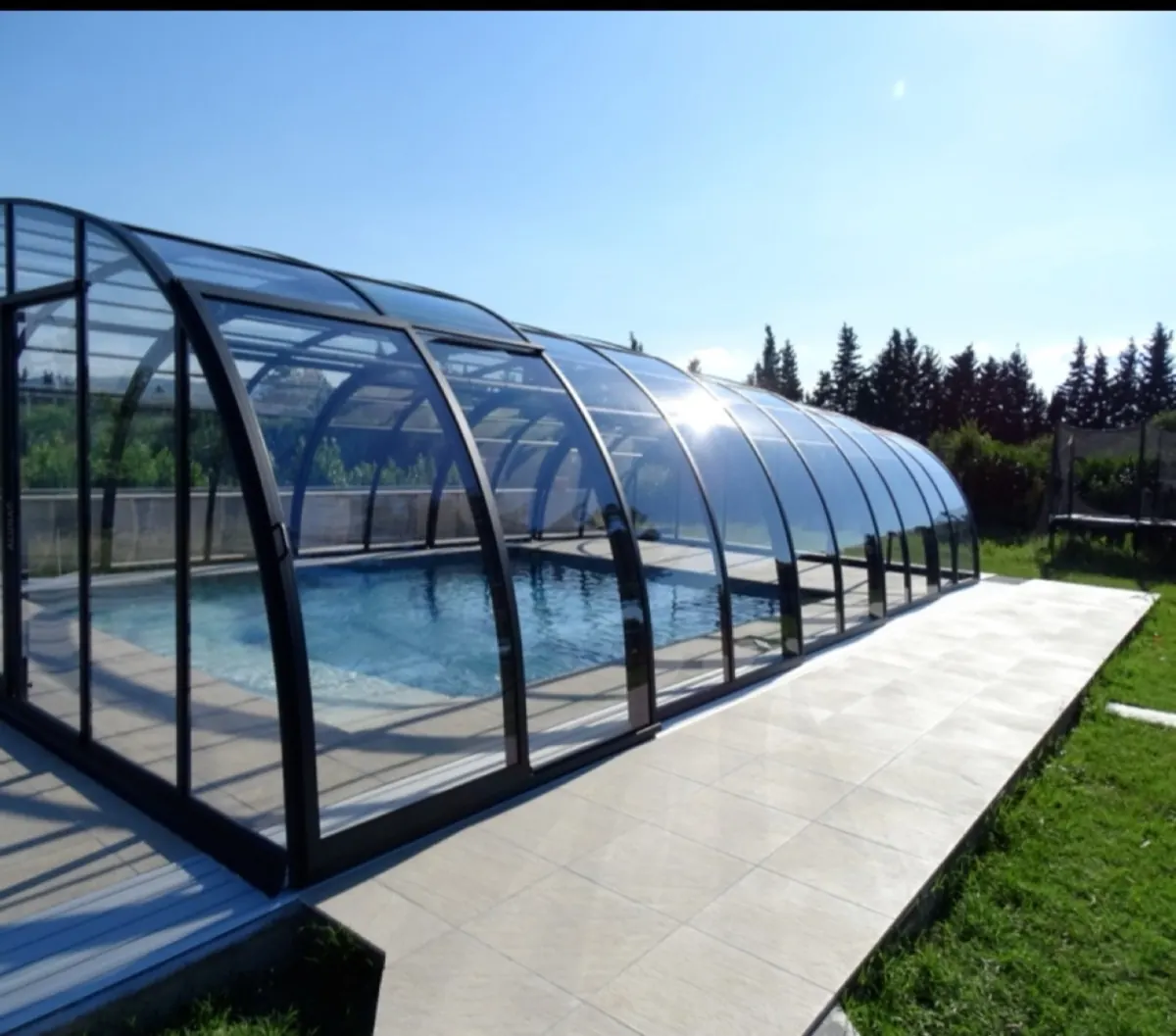 Abri de piscine bas